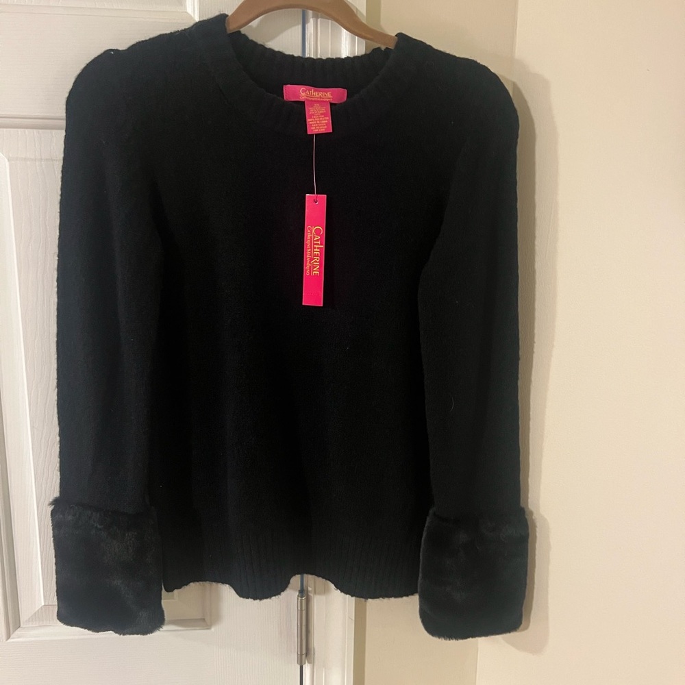 Women’s NWT black evening sweater